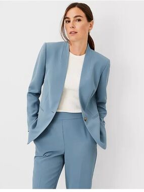 Ann Taylor The Long Cutaway Blazer in Fluid Crepe Blue Echo Collarless Size 6